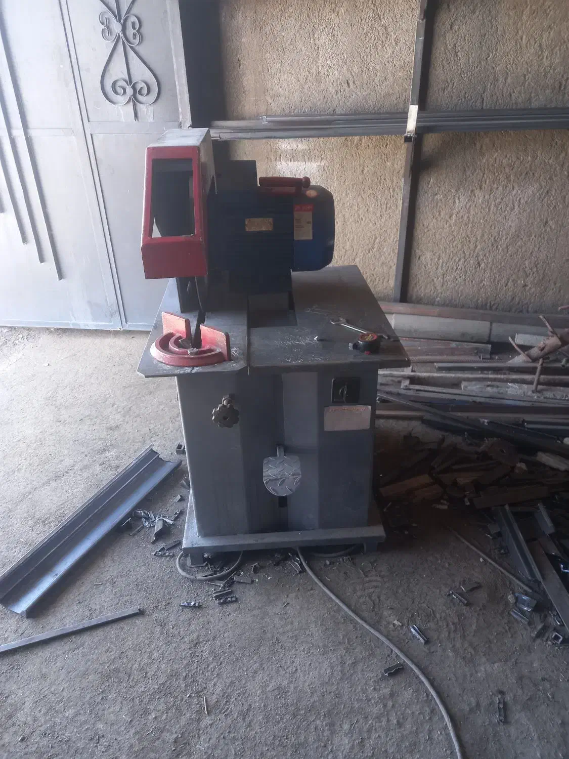 فروش اره آتشی نونو پروفیل بر قیچی ورق بری|ماشینآلات صنعتی|بیرجند, |دیوار