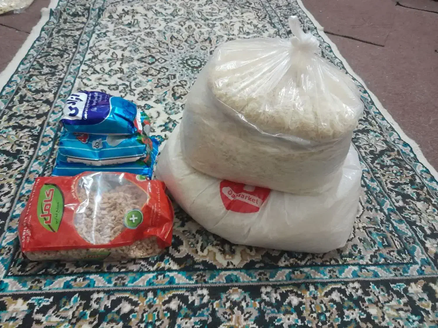 مقداری برنج هندی وپاکستان باز|خوردنی و آشامیدنی|کرج, شهرک جهان‌نما|دیوار