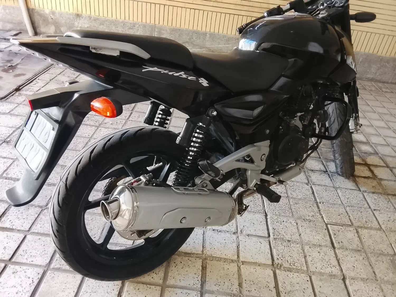 موتور پالس مشکی مدل 90|موتورسیکلت|مشهد, کلاهدوز|دیوار