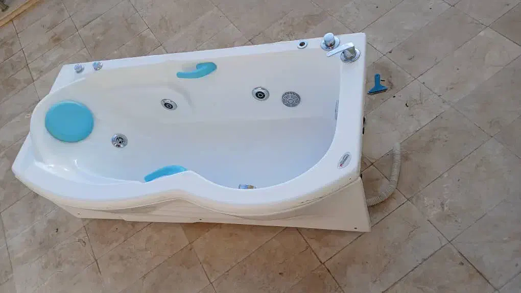 جکوزی|لوازم حمام|شیراز, انجیر|دیوار