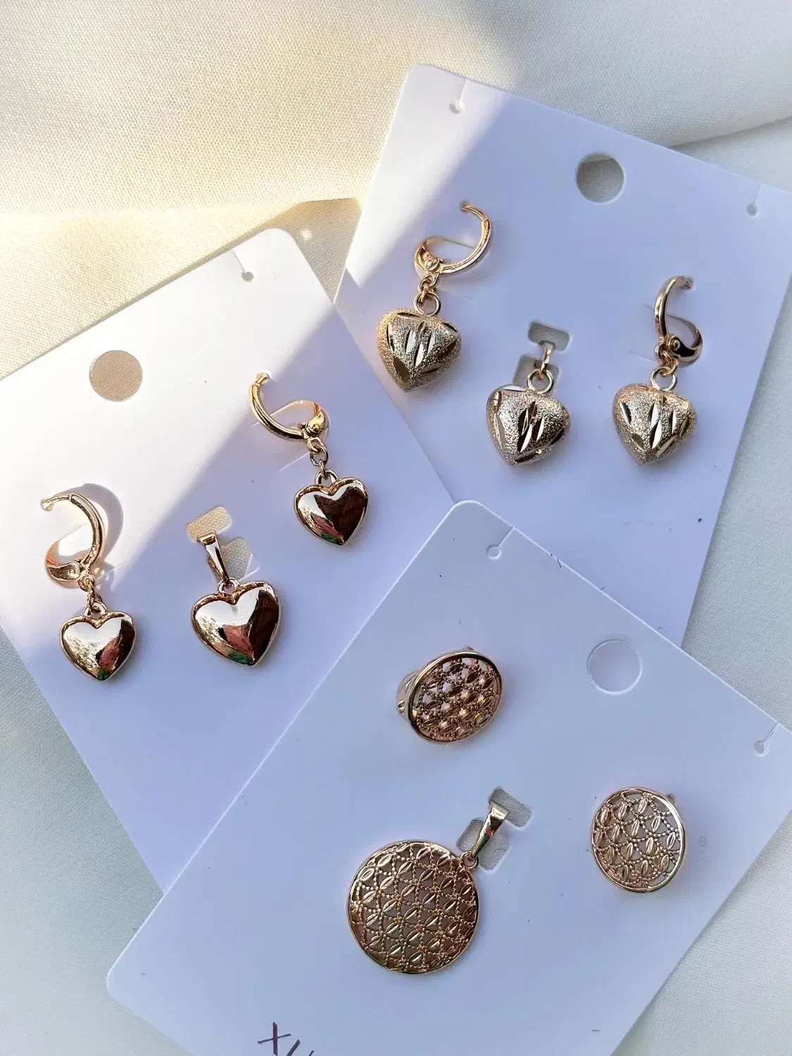 نیم ست|بدلیجات|رشت, فلسطین|دیوار