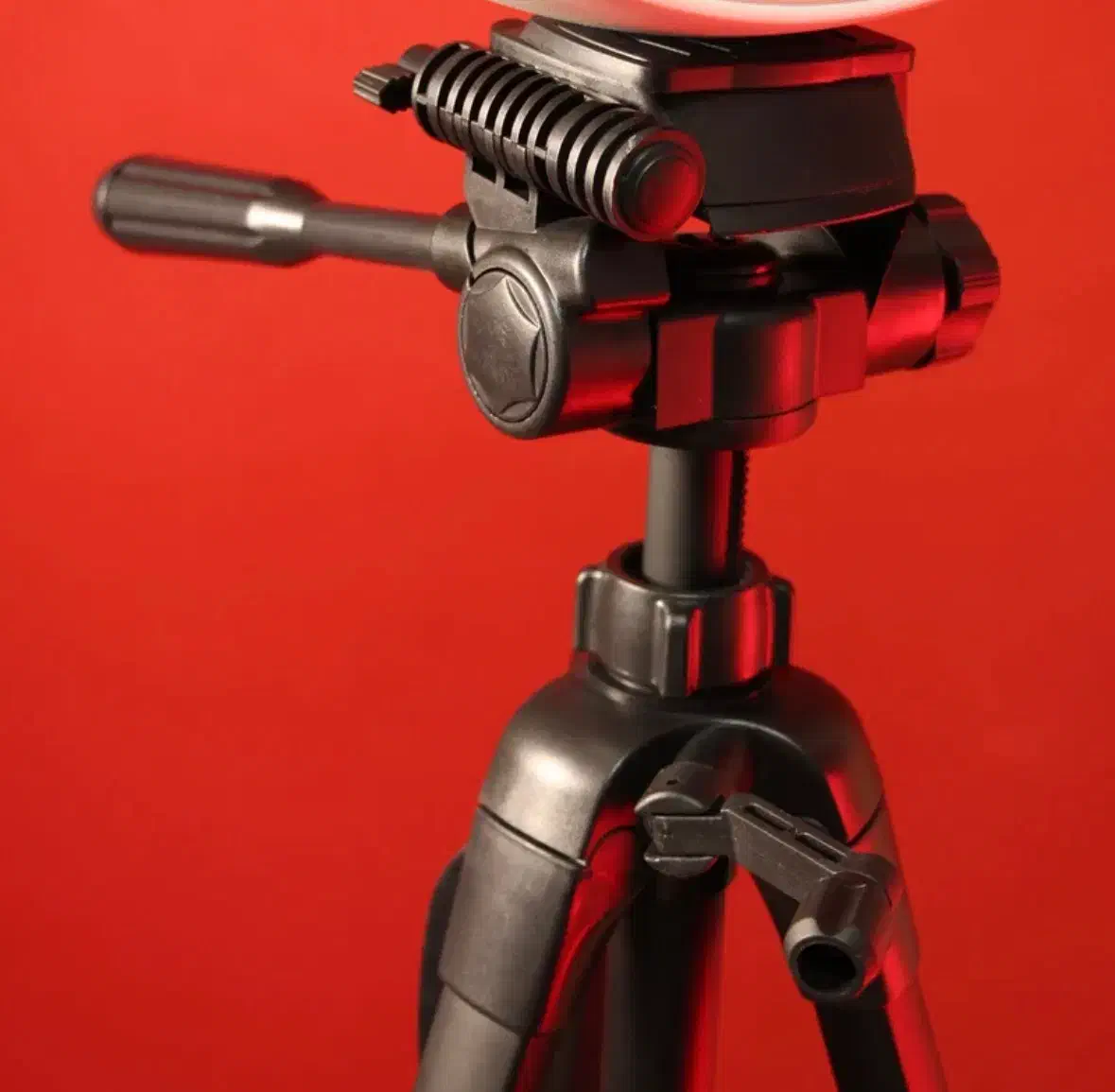 سافت باکس به همراه منبع نور حرفه ای (۳۰۰ وات)|دوربین عکاسی و فیلمبرداری|تهران, تهرانویلا|دیوار