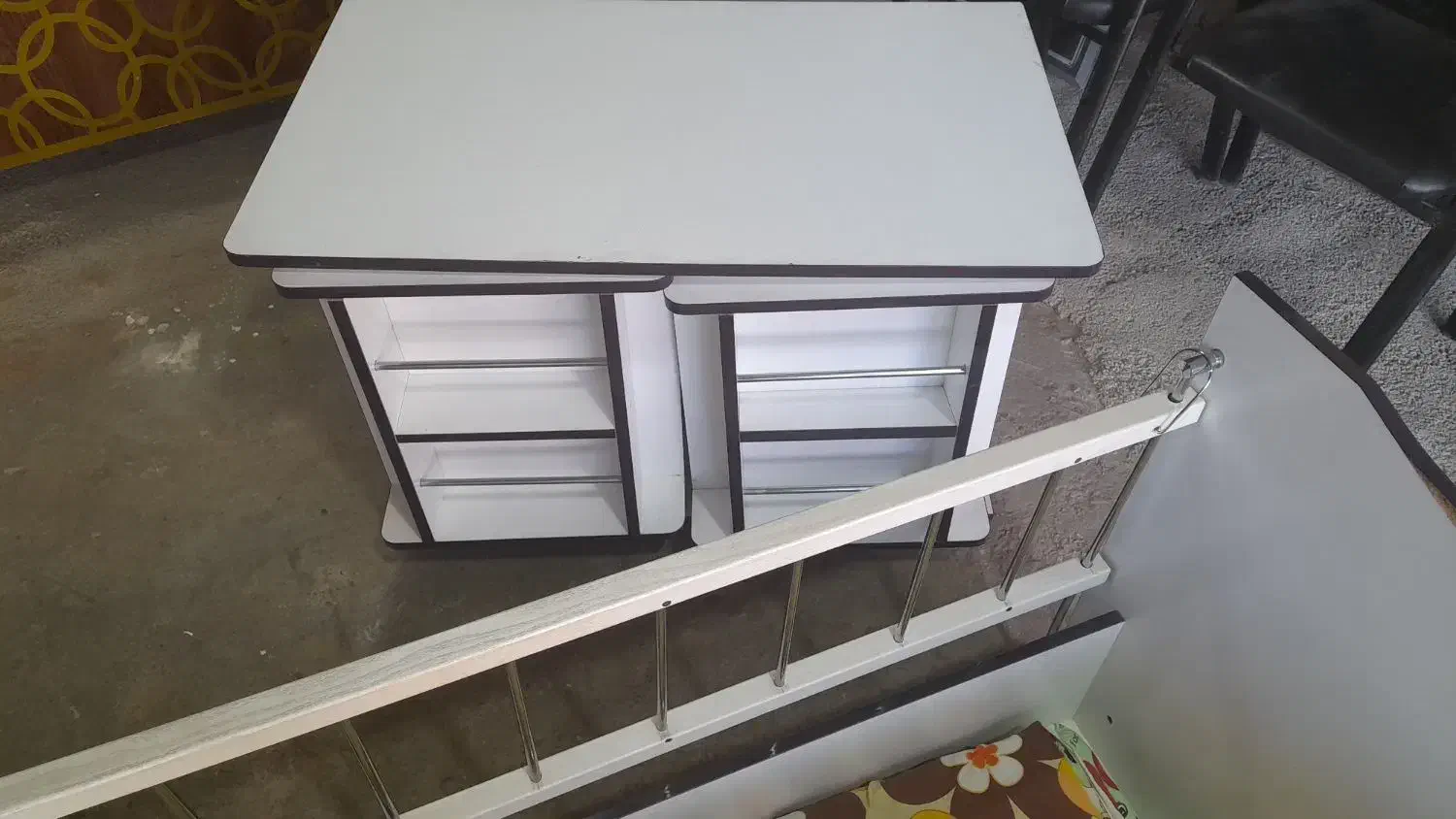 فروش تخت کودک و کمد کوچک بچه|تخت و صندلی بچه|قروه, |دیوار