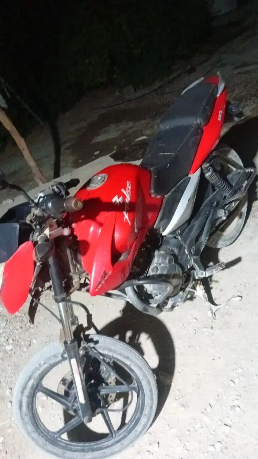 باجاج ۱۳۵ مدل ۹۴|موتورسیکلت|بندرعباس, |دیوار