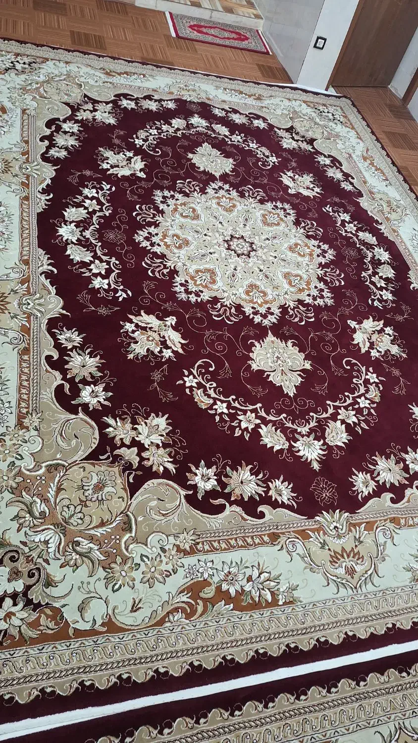 فرش شیک در حد نو|فرش|الیگودرز, |دیوار