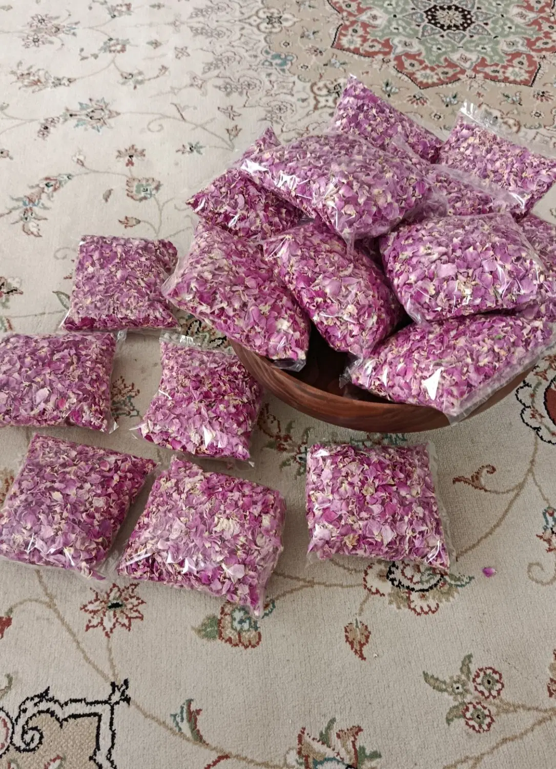 گل پر محمدی|خوردنی و آشامیدنی|سبزوار, شرق کال میانی|دیوار