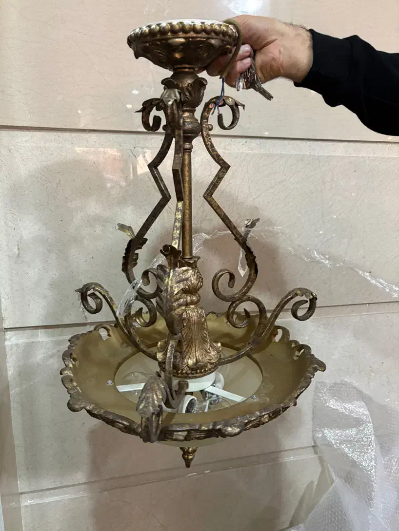 لوستر خانگی|لوستر و چراغ آویز|شهر ری, سرتخت|دیوار