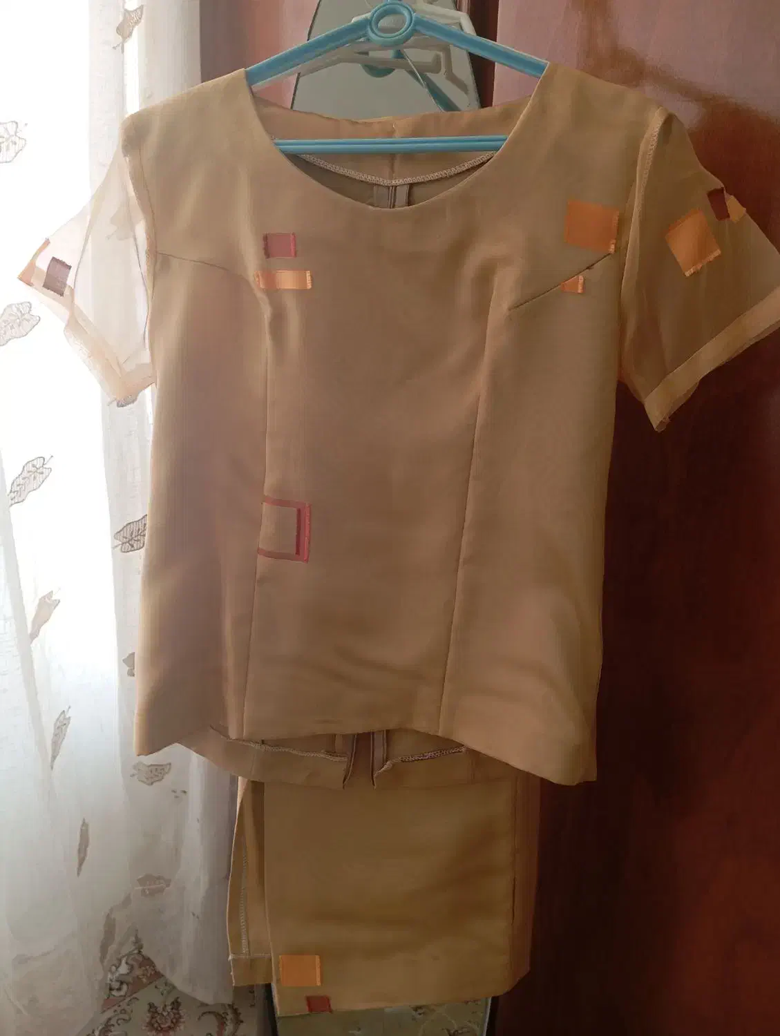 لباس|لباس|یزد, |دیوار