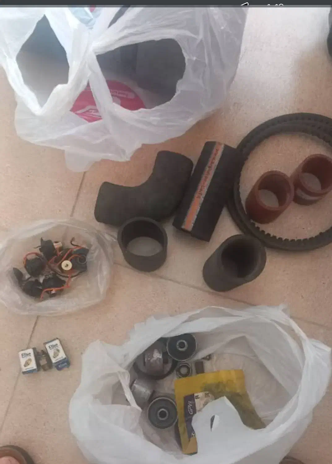 لوازم اتوبوس۴۵۷بشرط سلامت یکجا ده تومن|خودرو سنگین|رباط‌کریم, رباط‌کریم|دیوار