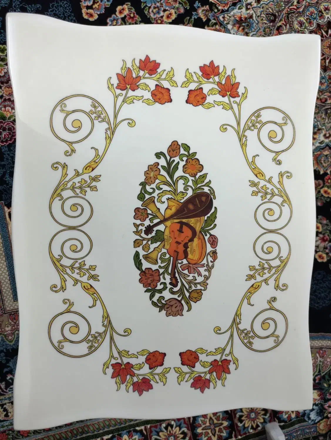 جلو مبلی طرح دار چوبی|مبلمان خانگی و میز عسلی|شاهدشهر, |دیوار