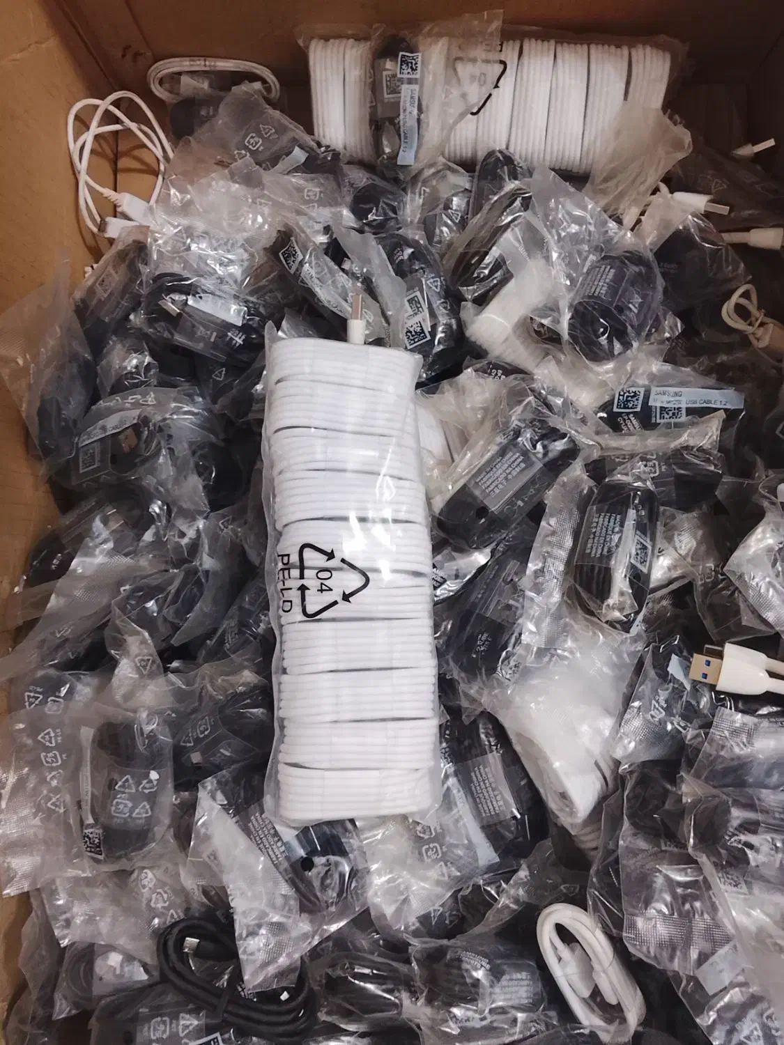 کابل شارژ تعداد2000عدد|لوازم جانبی موبایل و تبلت|تهران, جلیلی|دیوار