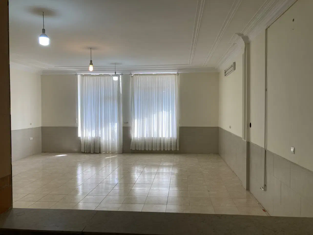 آپارتمان اجاره ای لب خیابان دکتر حسابی|اجارهٔ آپارتمان|رفسنجان, |دیوار