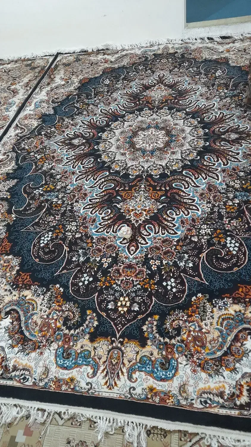 فرش ۹متری|فرش|قم, قلعه کامکار|دیوار