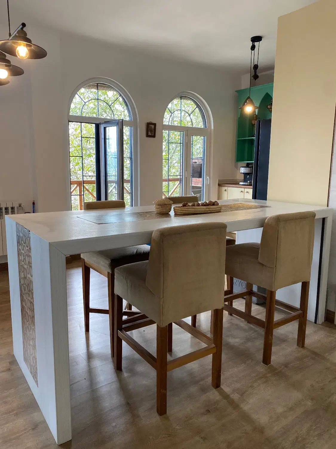 میز و صندلی ناهار خوری|میز و صندلی غذاخوری|زیرآب, |دیوار