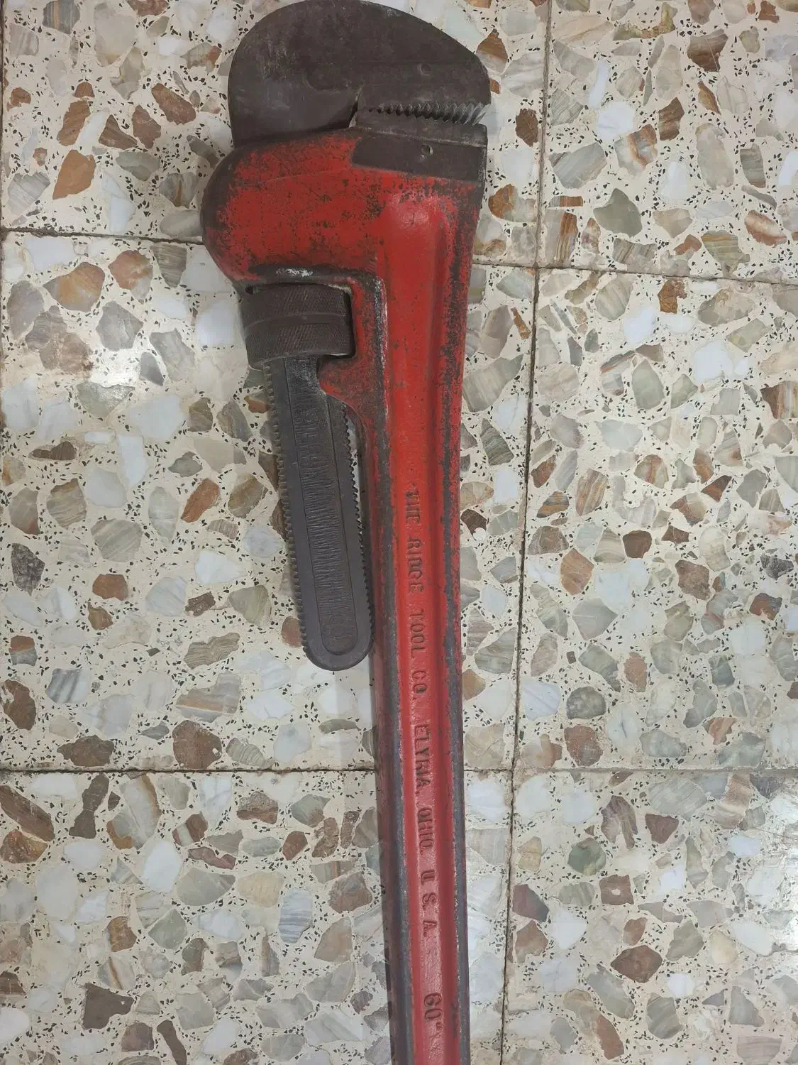 آچار لوله گیر آمریکایی شماره ۶۰واچار زنجیری سایز ۸|ابزارآلات|اهواز, ملاشیه|دیوار