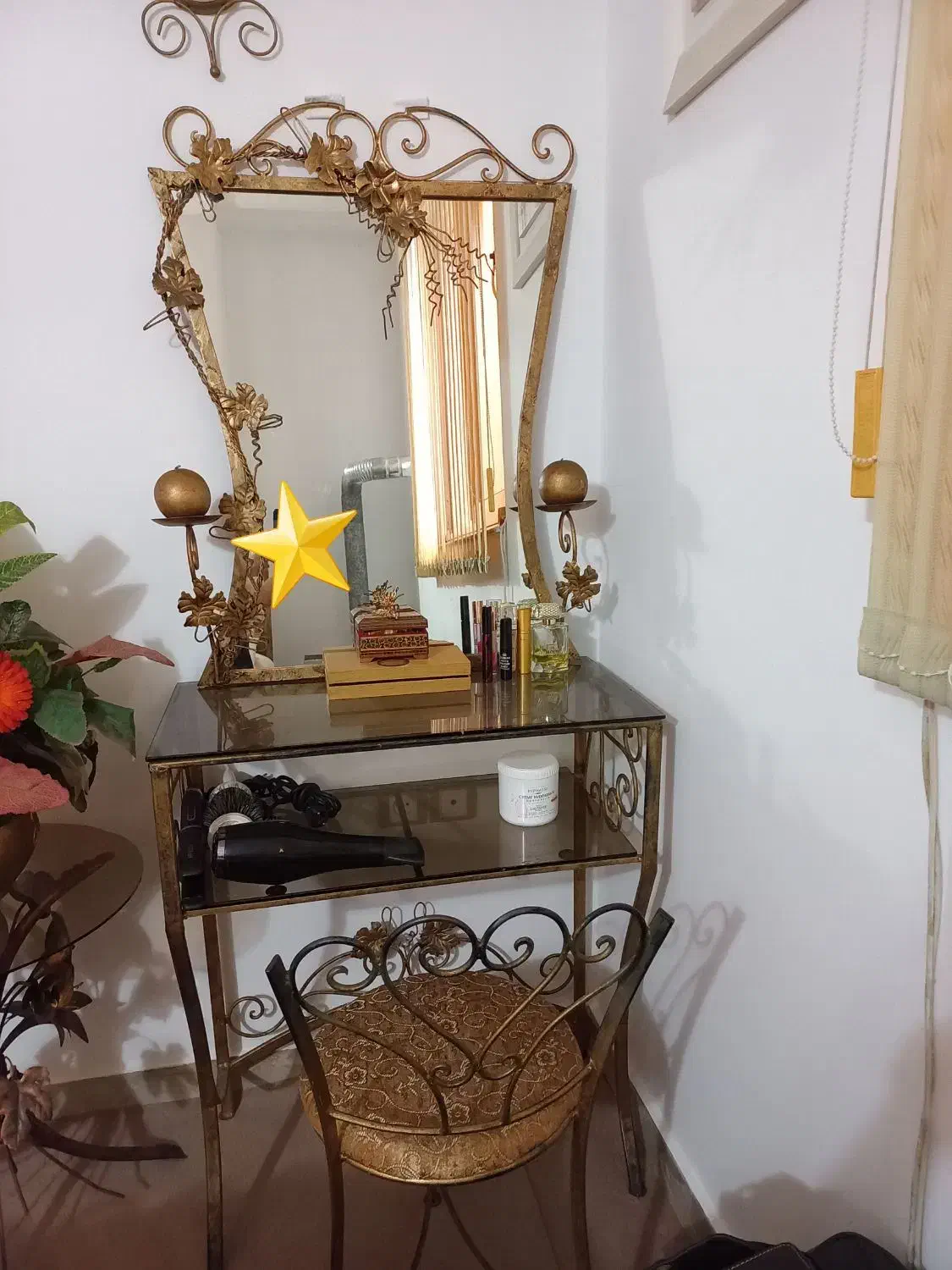 ست میز توالت فرفورژه|تخت و سرویس خواب|لاهیجان, حزین|دیوار