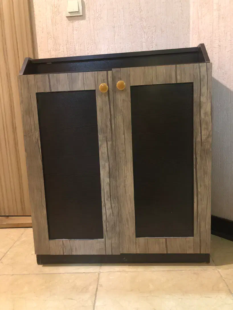 جاکفشی|جاکفشی، کمد، دراور|کیش, |دیوار