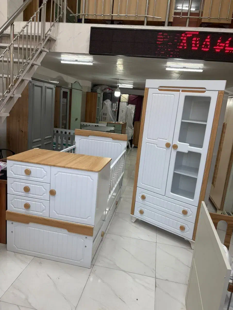 معتبر */تضمینی کیفیت بالا تخت کمد بروز|تخت و صندلی بچه|محمدشهر, سیدآباد|دیوار