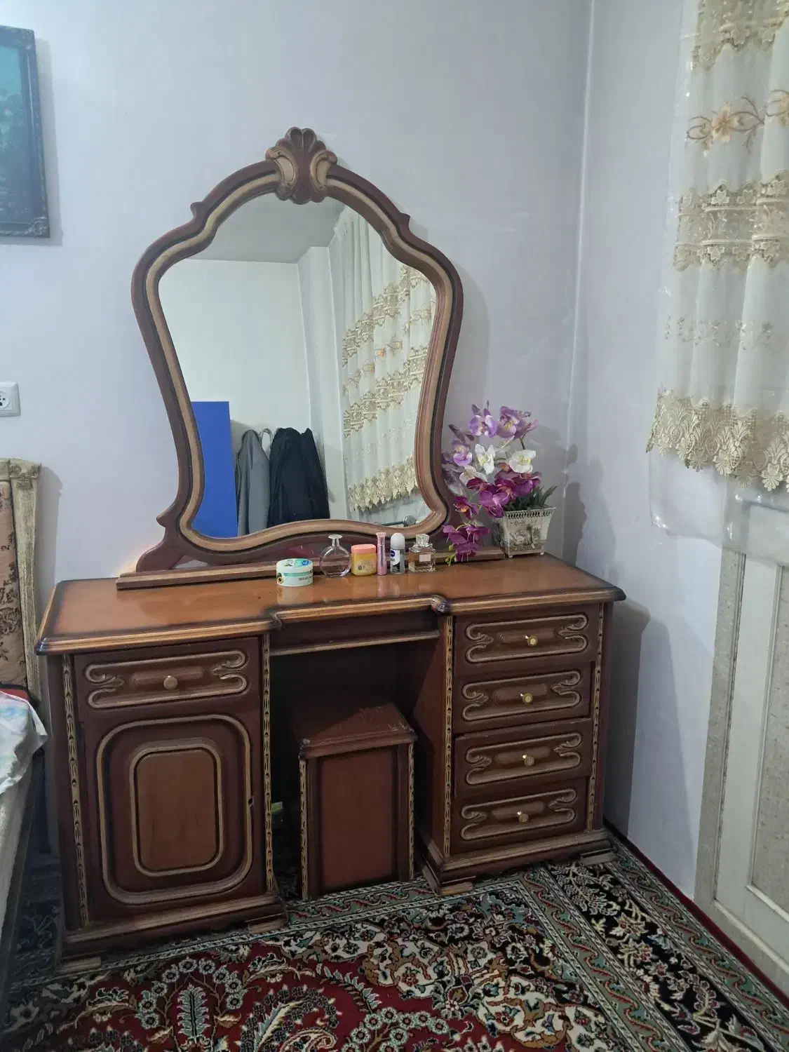 کمد و بوفه|بوفه، ویترین، کنسول|مشهد, کوشش|دیوار