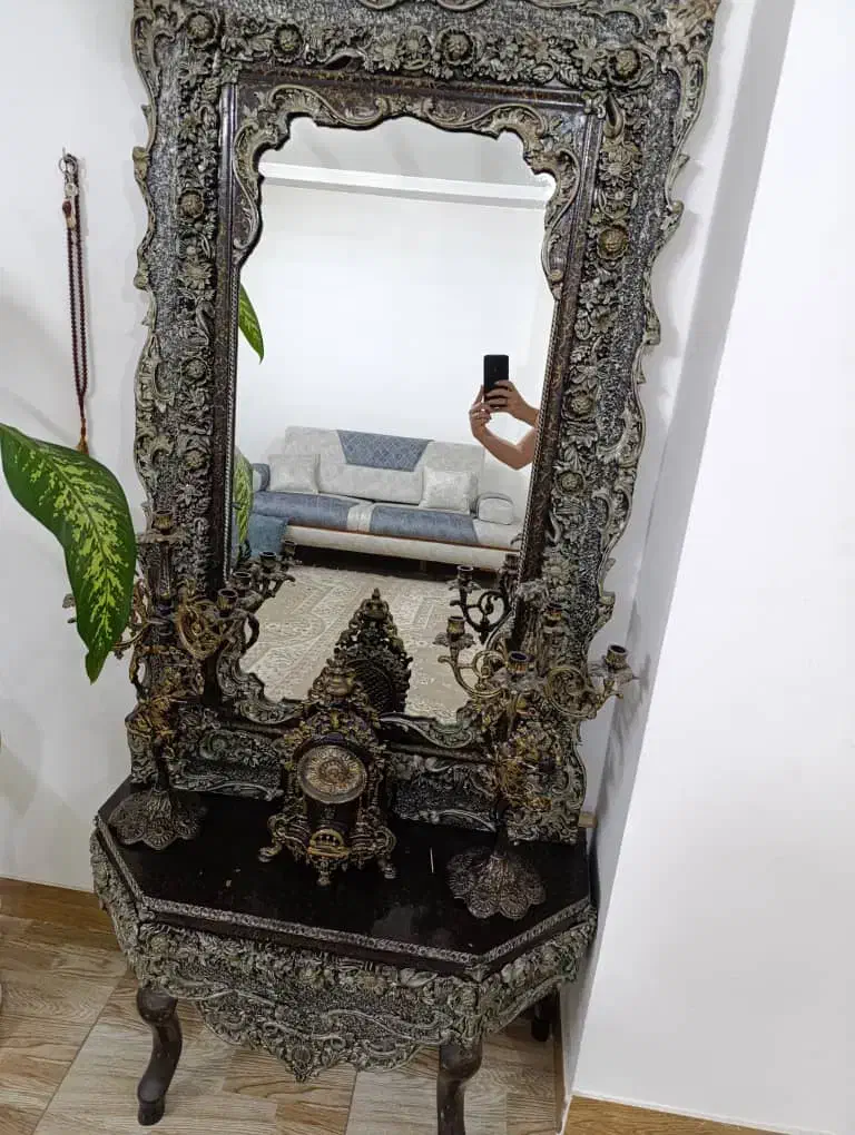 آینه و شمعدان کاملا سالم|بوفه، ویترین، کنسول|فردوسیه, |دیوار