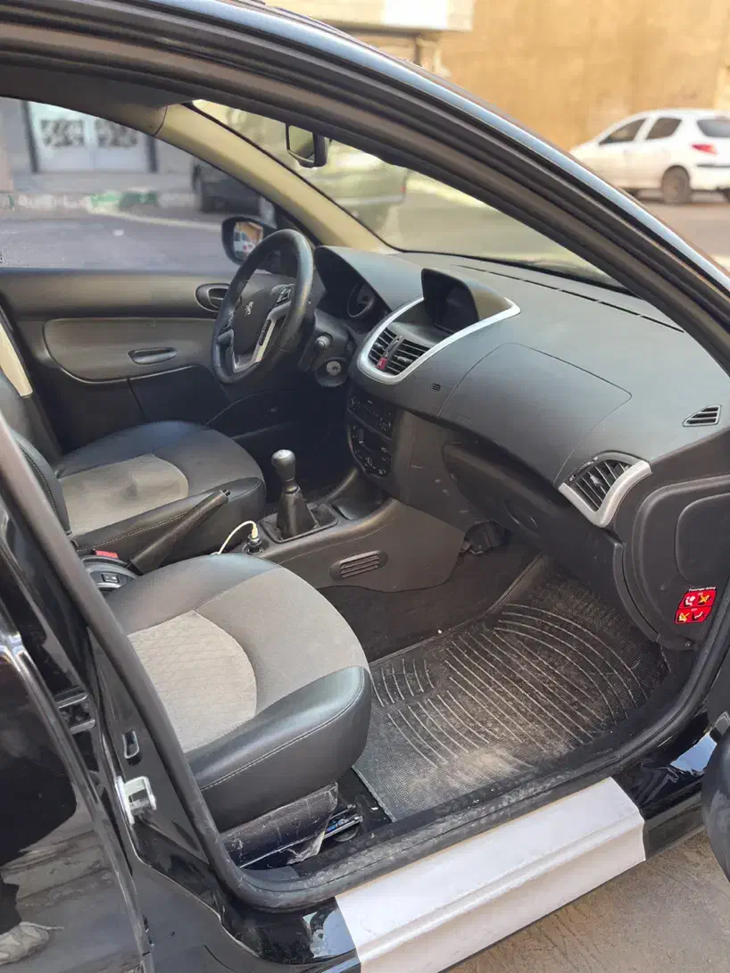 ۲۰۷ پانا ارتقاء ۴۰۳ درحد|خودرو سواری و وانت|قم, زنبیل آباد|دیوار