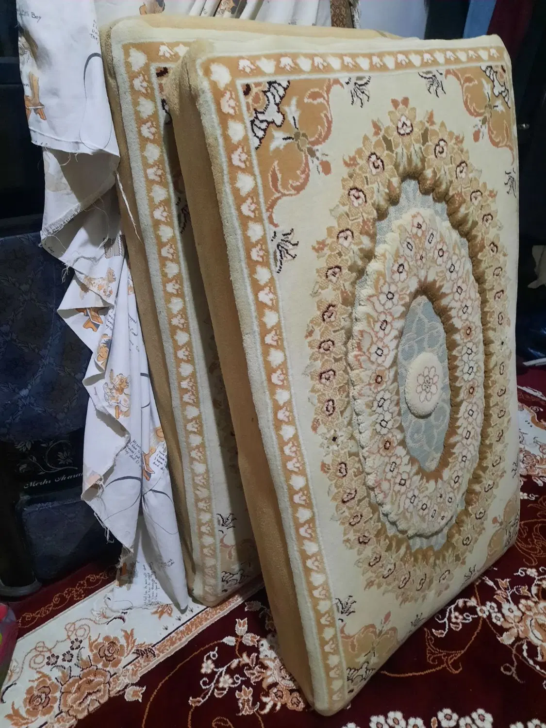 پشتی|پشتی|ارومیه, |دیوار