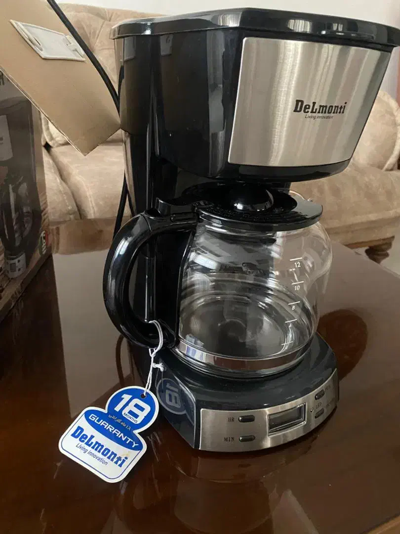 قهوه ساز برند دلمونتی در حد نو|سماور، چایساز، قهوهساز|اسلامشهر, مطهری|دیوار