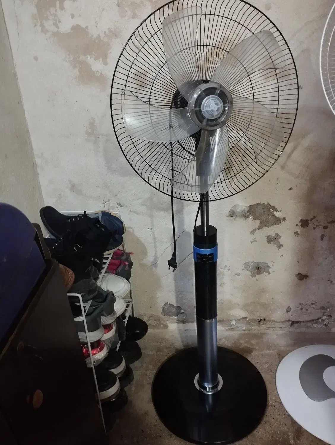 پنکه|پنکه و تصفیهکنندهٔ هوا|ری, اقدسیه|دیوار