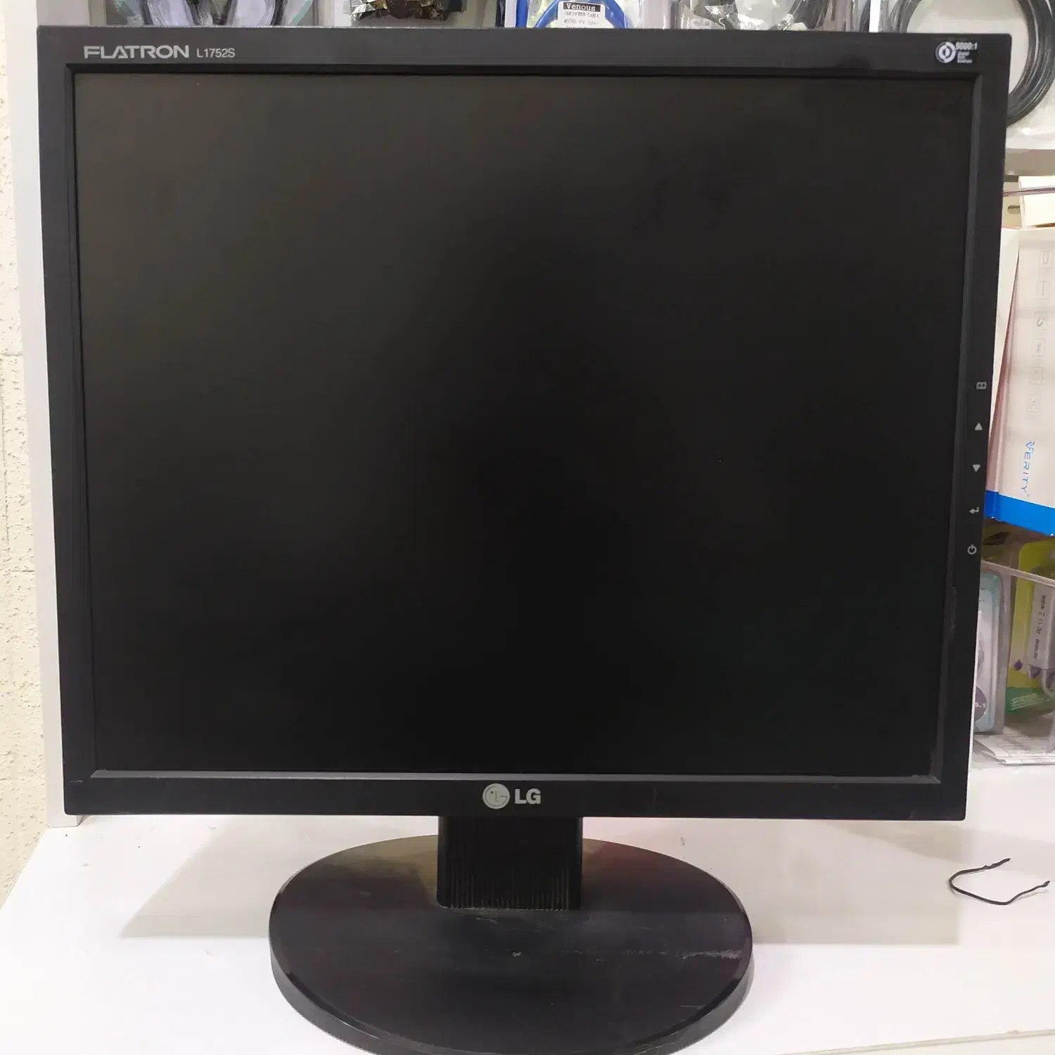 مانیتور ۱۷ اینچ ال جی|قطعات و لوازم جانبی رایانه|ایلام, |دیوار