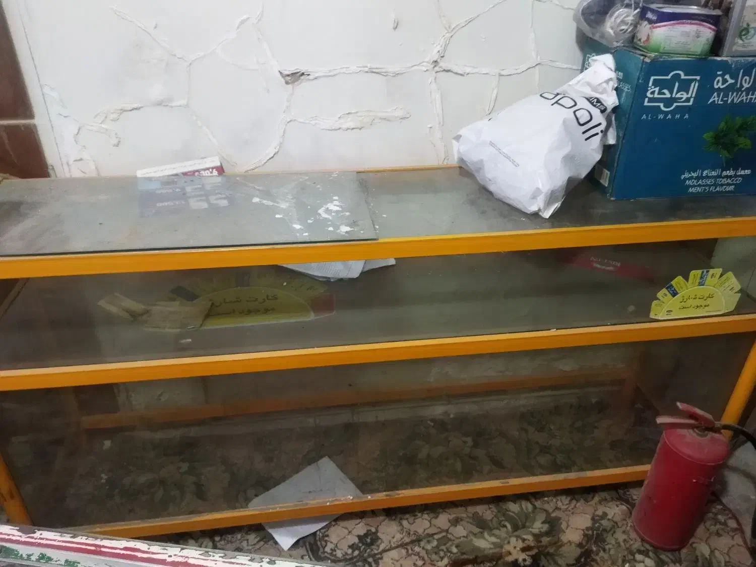 ویترین مغازه در حد نو|فروشگاه و مغازه|بهارستان, |دیوار