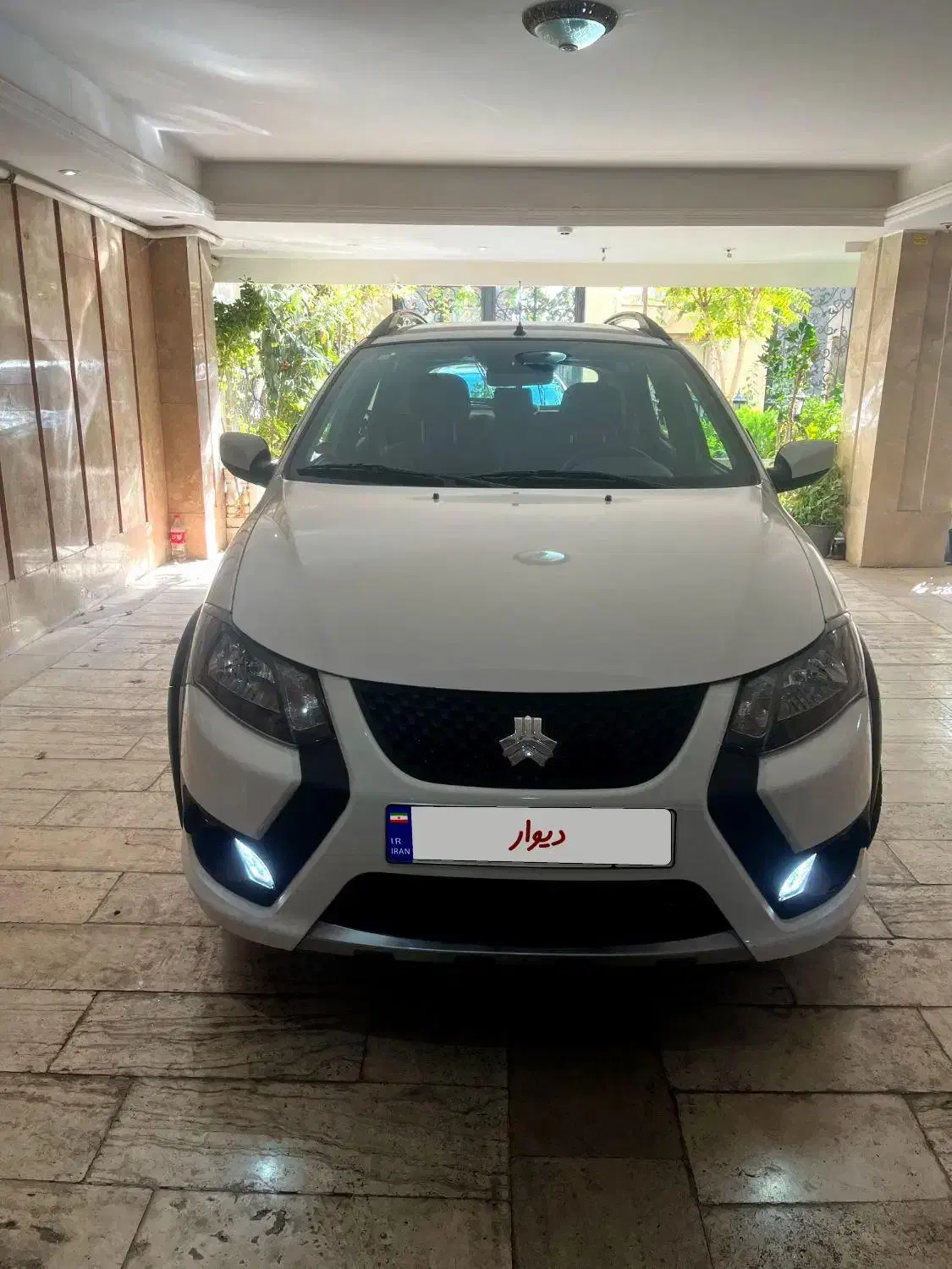 کوییک اس فول|خودرو سواری و وانت|بومهن, |دیوار