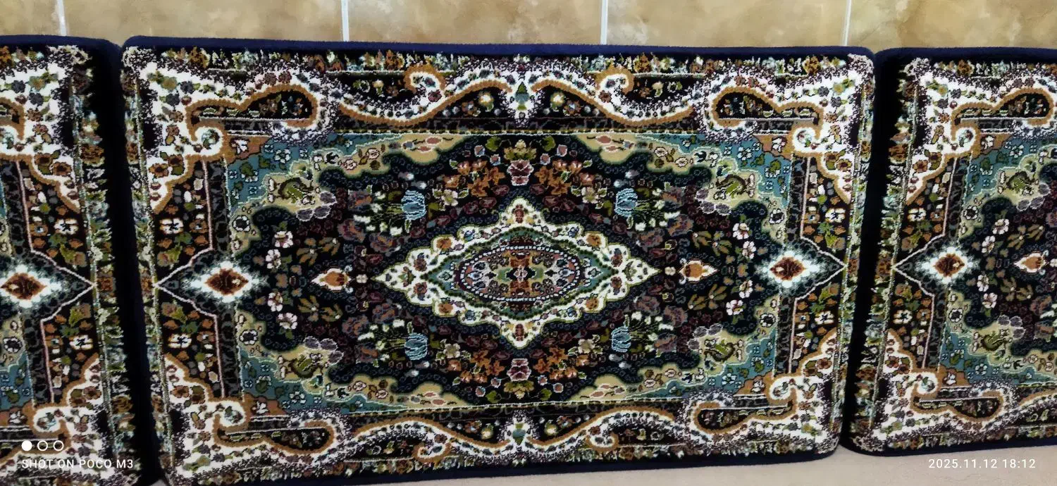 پشتی|پشتی|مهاباد (آذربایجان غربی), |دیوار