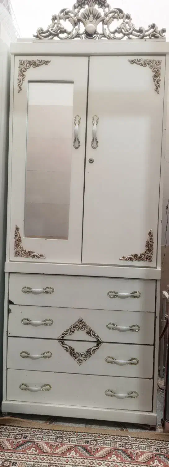 لوازم خانه در حد نو|جاکفشی، کمد، دراور|رومشکان, |دیوار