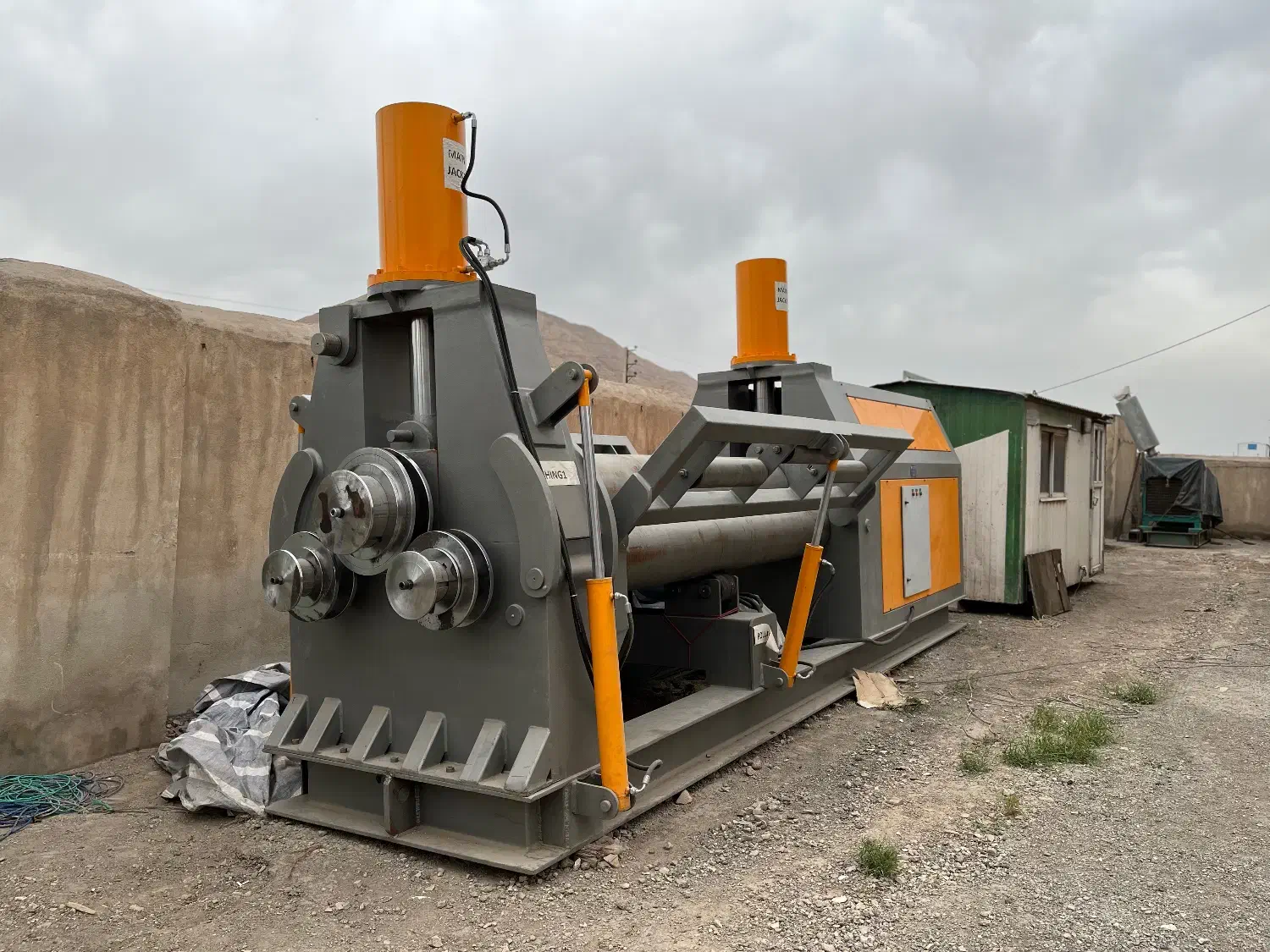 دستگاه، نورد رول ورق ۴۰ میل آکبند|ماشینآلات صنعتی|تهران, کیانشهر|دیوار