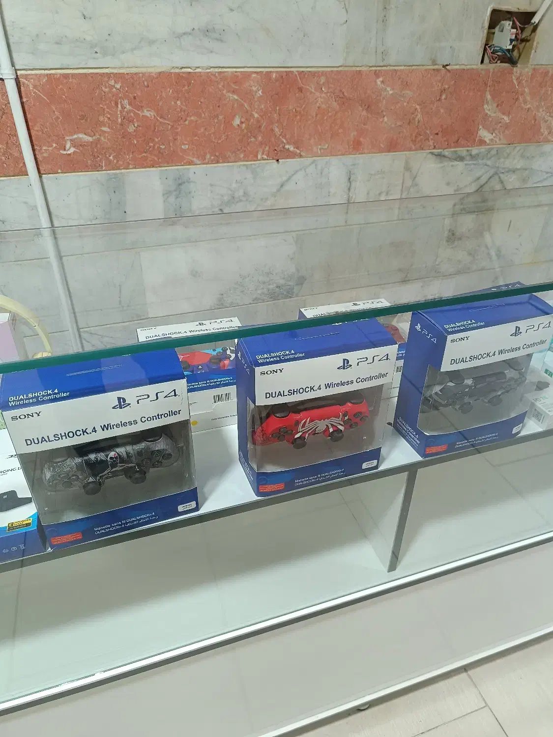 دسته پی ای ۴  ps4 تاپ درجه یک کل بازار|کنسول، بازی ویدئویی و آنلاین|کرج, خرمدشت|دیوار