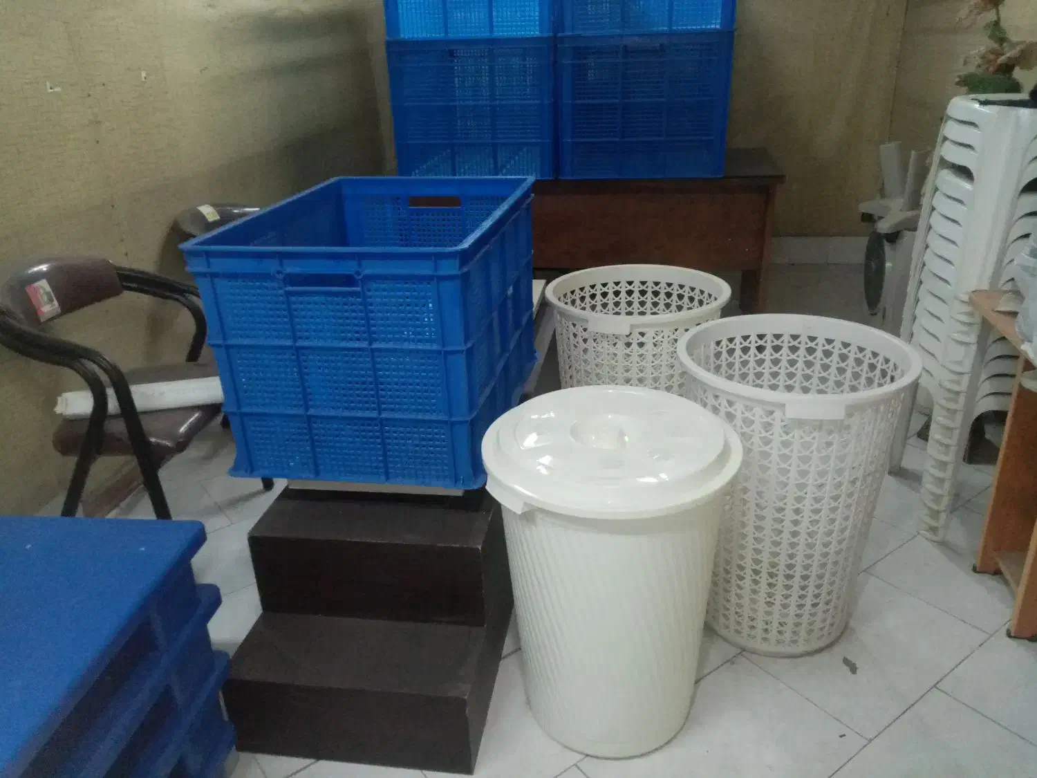 سبد|ظروف نگهدارنده، پلاستیکی، یک‌بارمصرف|مشهد, کوه سنگی|دیوار