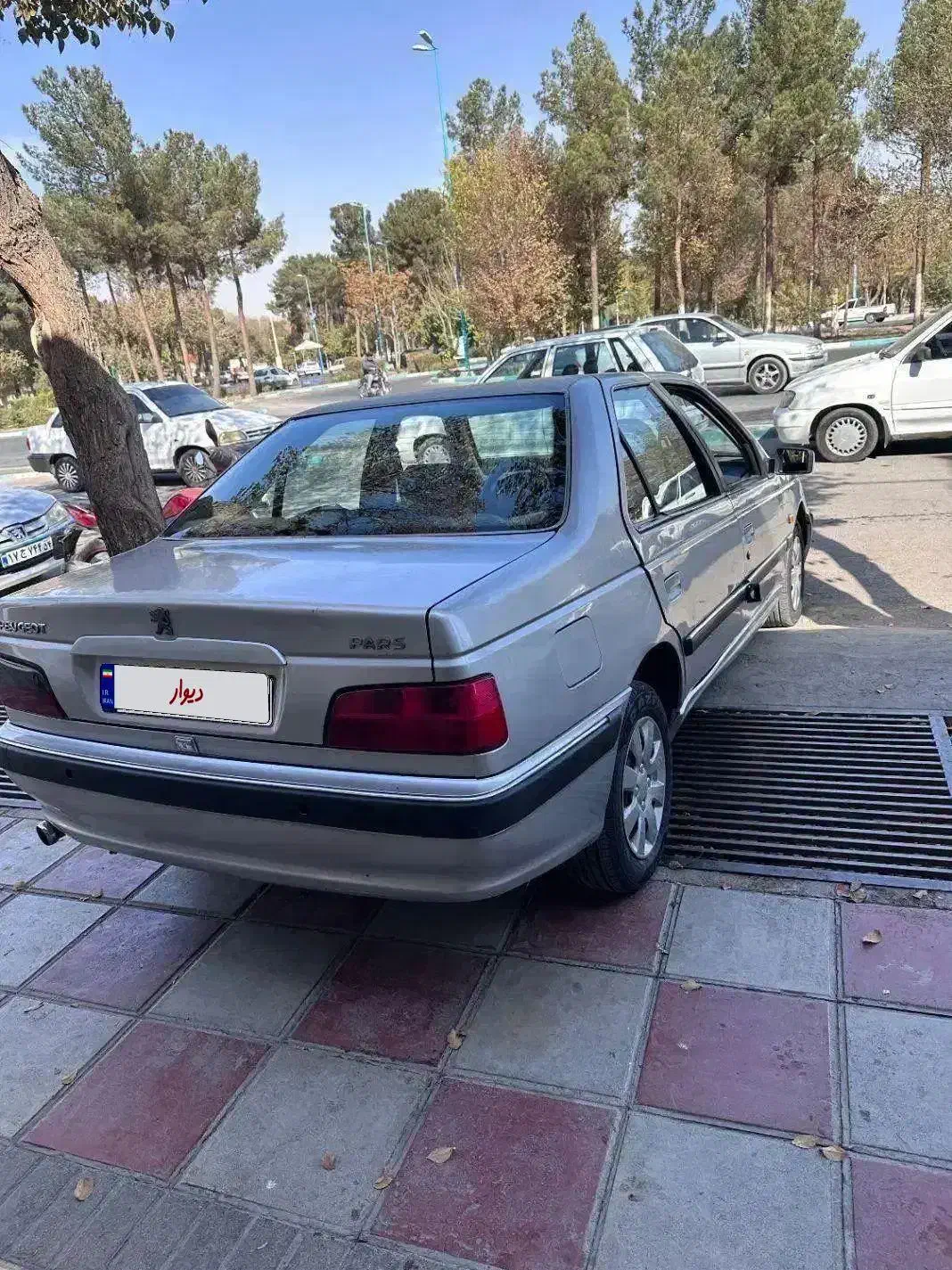 پارس ۸۲ (نقد اقساط) دوگانه دستی|خودرو سواری و وانت|یزد, |دیوار