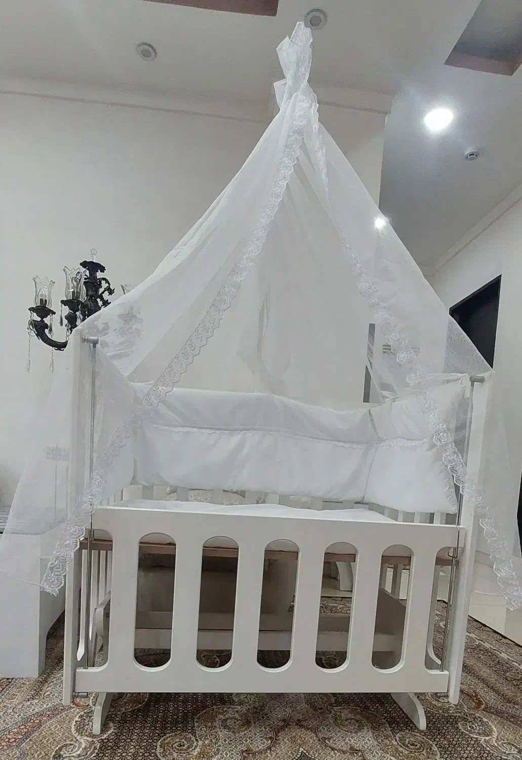 گهواره کنار تخت مادر|تخت و صندلی بچه|ماکو, |دیوار