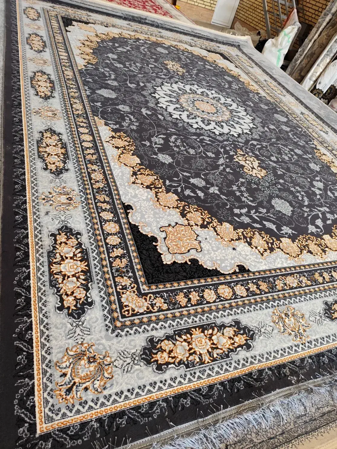 فرش ۱۲متری از ۴۴۰۰|فرش|شاهرود, |دیوار