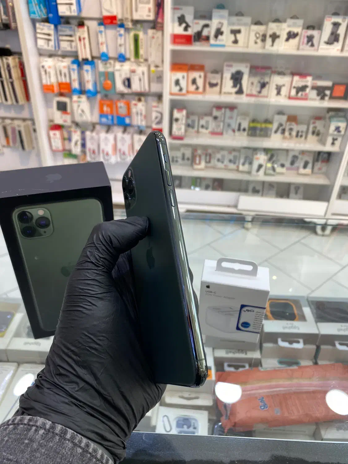 ایفون ۱۱پرومکس در حد نو واقعی|موبایل|کرج, گوهردشت|دیوار