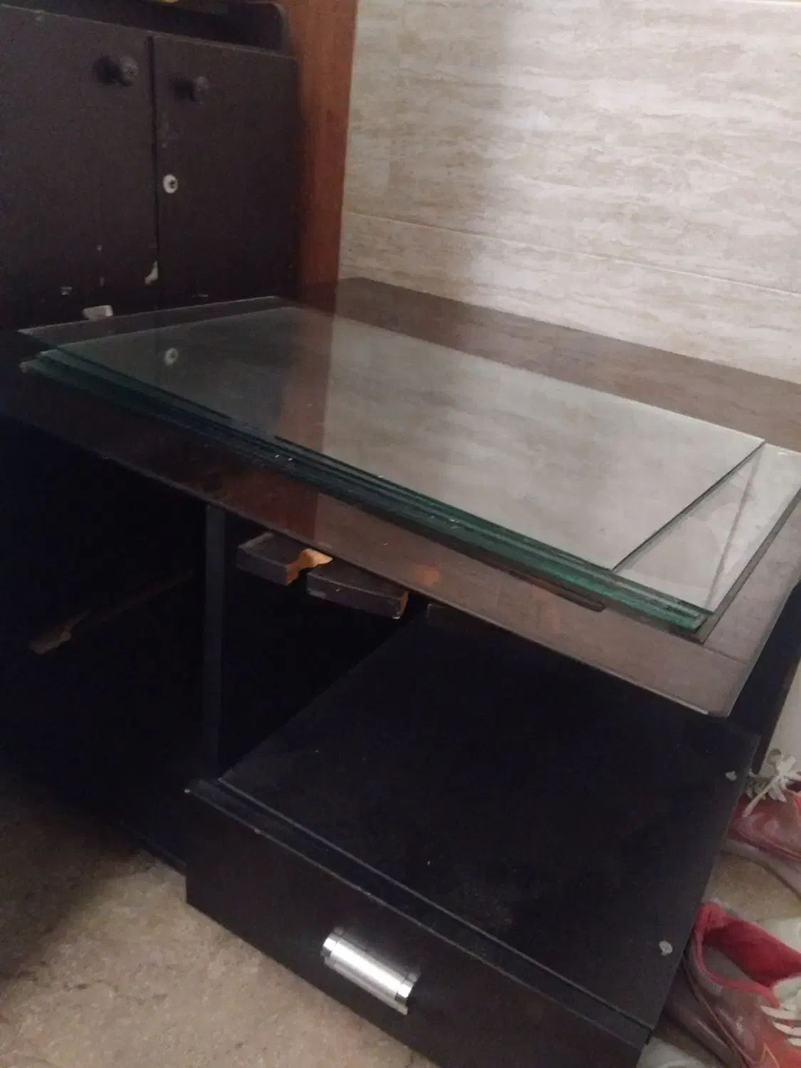 میزعسلی یک عدد بوفه|بوفه، ویترین، کنسول|تهران, دهم فروردین|دیوار