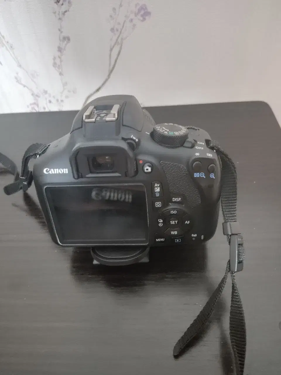 دوربین ۱۳۰۰d کنون + سه پایه + کیف و متعلقات|دوربین عکاسی و فیلم‌برداری|تهران, نارمک جنوبی|دیوار