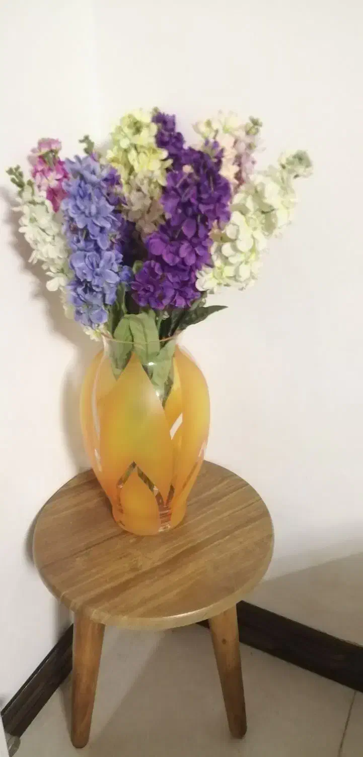 گلدان چک و دوازده شاخه گل فرانسوی|گل مصنوعی|ساری, |دیوار