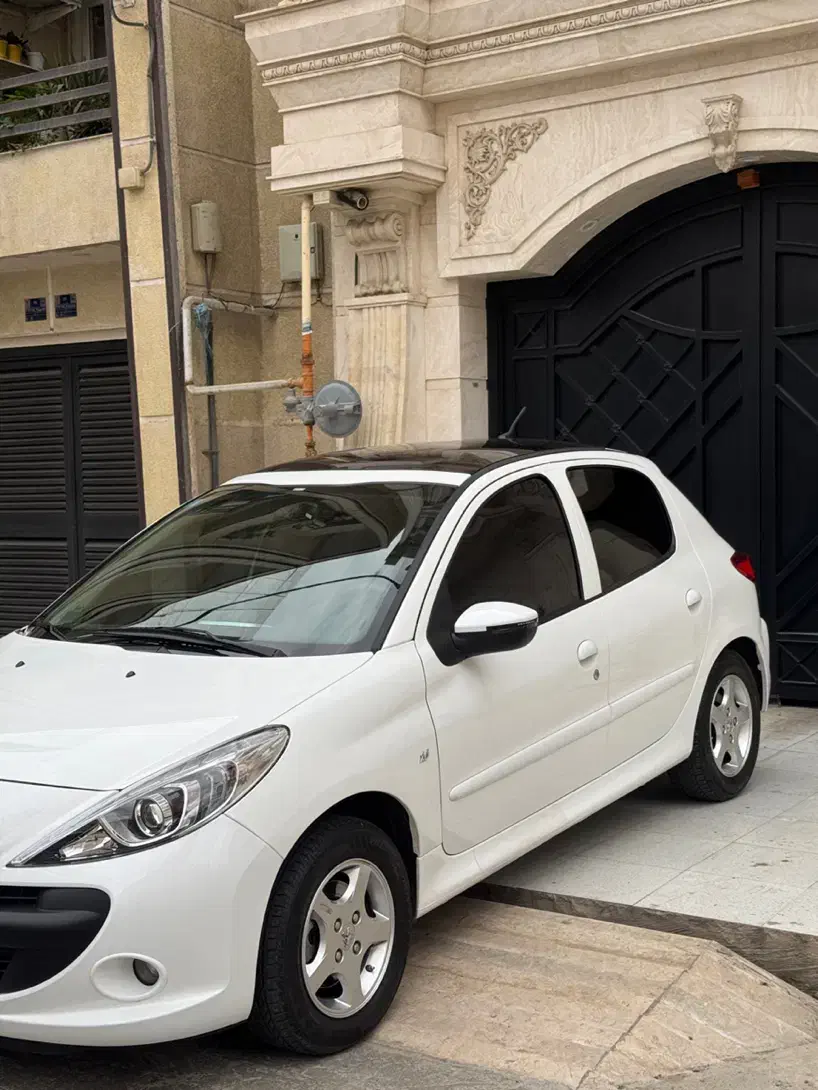 207پانا مدل ۴۰۳|خودرو سواری و وانت|گنبد کاووس, |دیوار