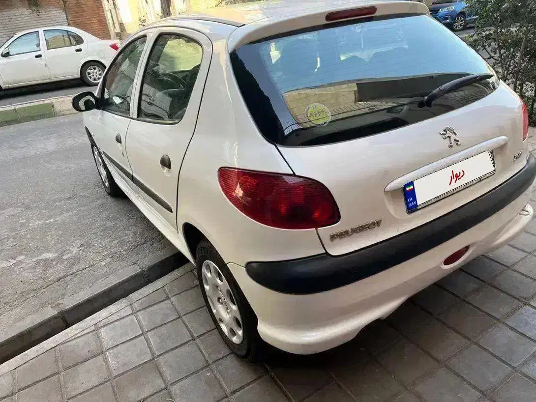 پژو تیپ ۲ بی رنگ|خودرو سواری و وانت|تهران, فلسطین (میدان انقلاب)|دیوار