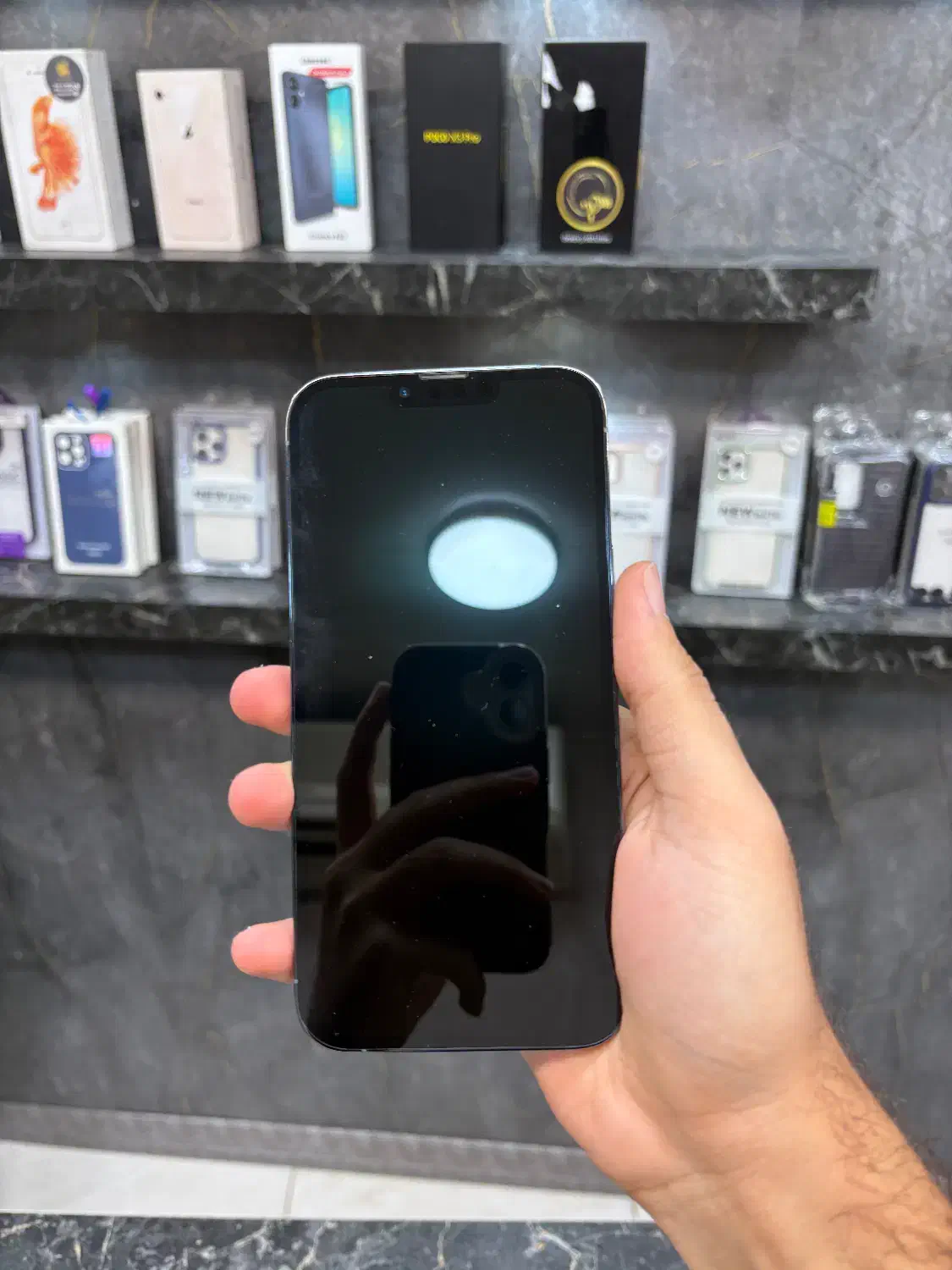 موبایل|موبایل|اصفهان, باغ زرشک|دیوار