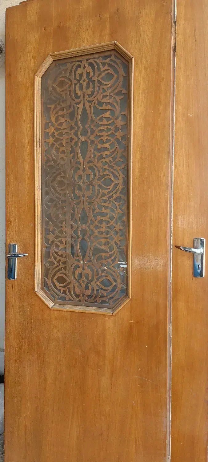 درب چوبی|مصالح و تجهیزات ساختمان|فلاورجان, |دیوار