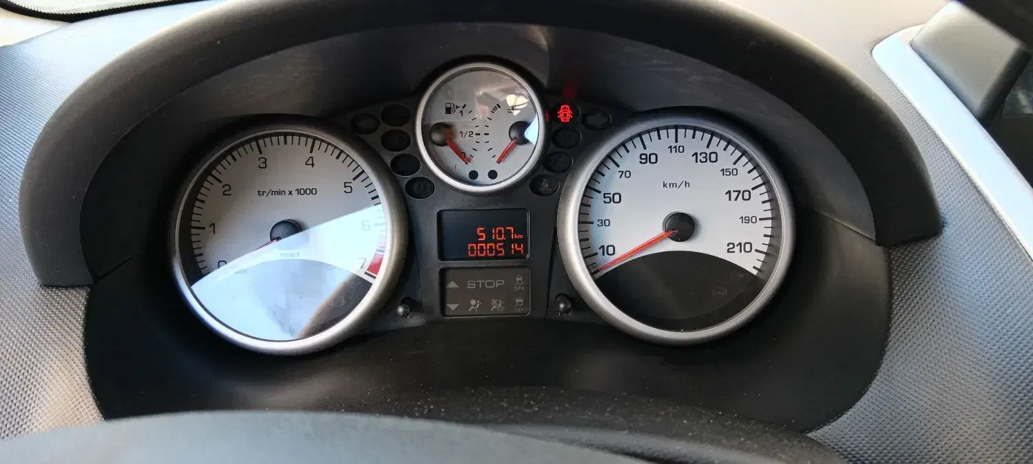 207i tu3 دنده ای 1404|خودرو سواری و وانت|اصفهان, پروین|دیوار