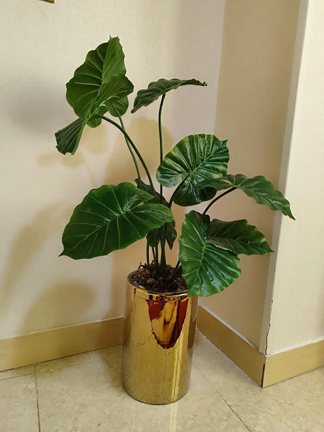 گل وگلدان زیبا|گل مصنوعی|کرج, حیدرآباد|دیوار