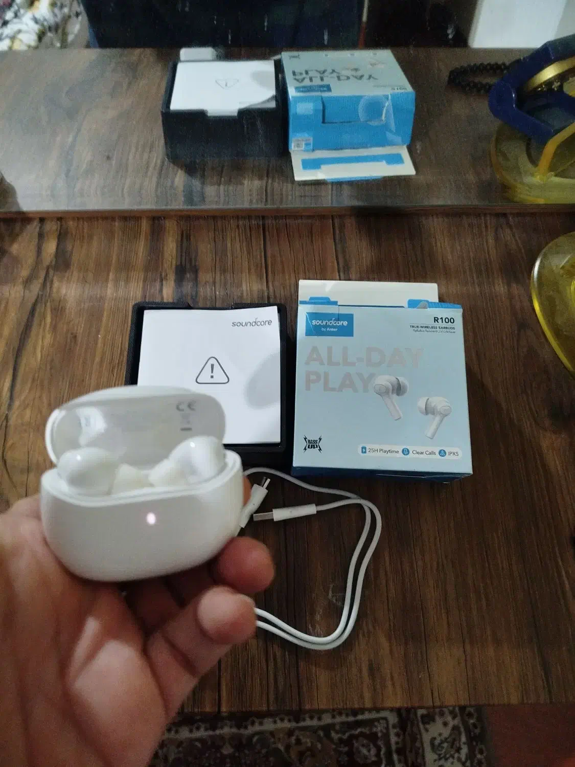 هندزفری بلوتوثی انکر r100|لوازم جانبی موبایل و تبلت|تهران, درختی|دیوار